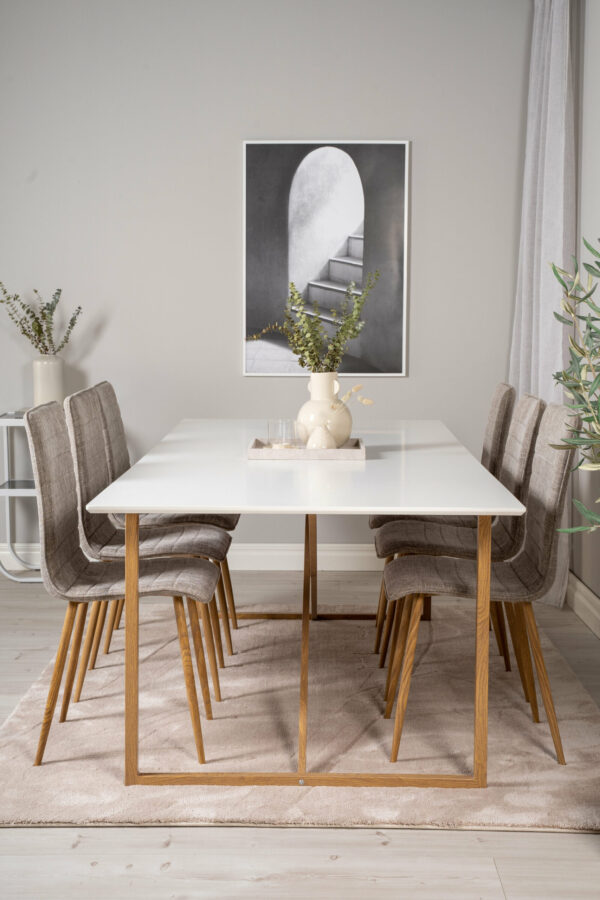 Palace Rektangulär Matgrupp Table: 75x240x100 Chair: 50x92x43 - Venture Home