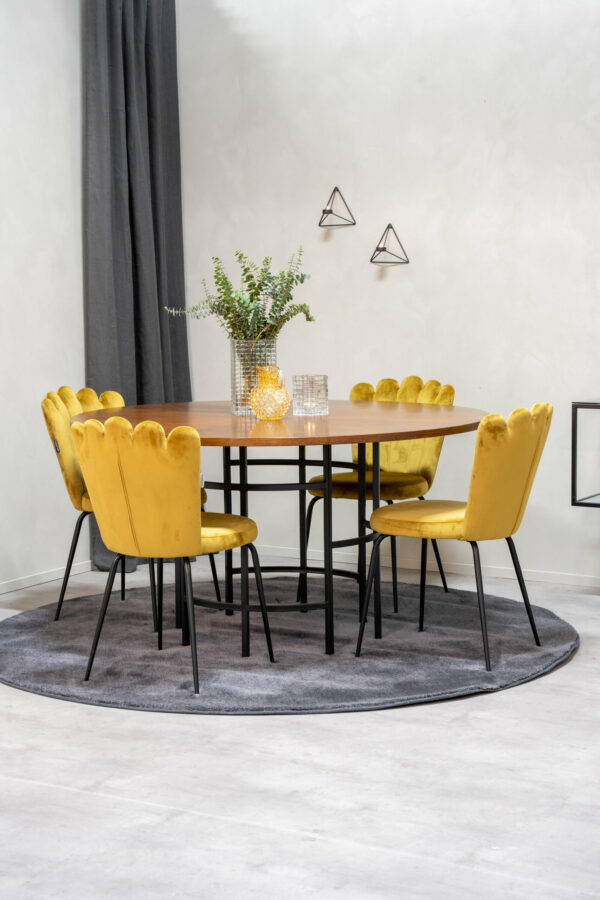 Copenhagen Rund Matgrupp Table: ⌀140 Chair: 54x82,5x44,5 - Venture Home