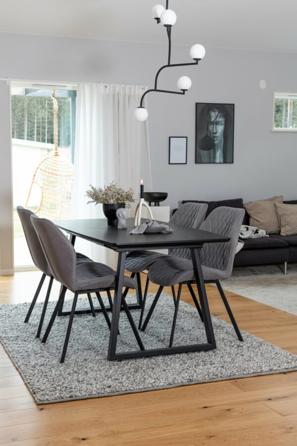 Matgrupp Inca med stolarna Gemma Table: 75x160x85 Chair: 63x90x50 - Venture Home